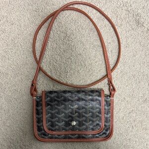 Cinderella Black Patterned Crossbody with Brown Trim